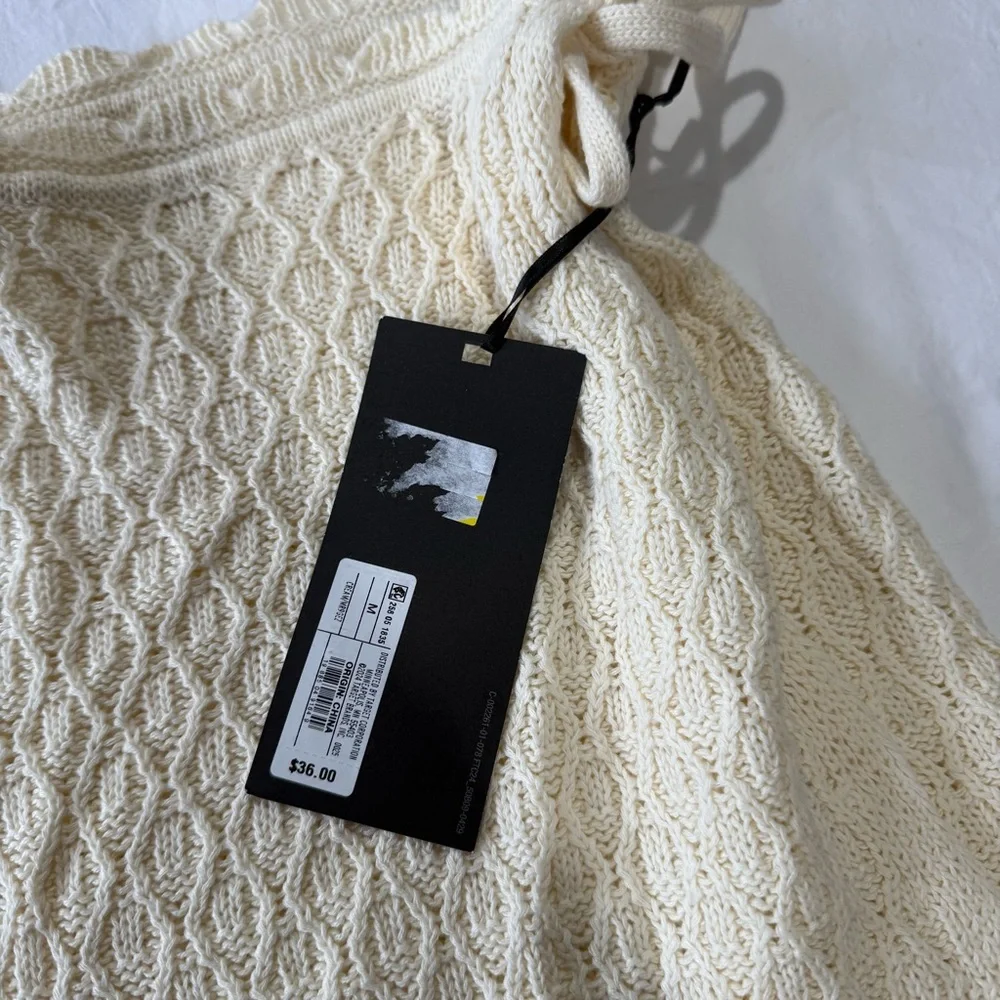 Cream Sleeveless Knit‎ Vest and Skirt Set